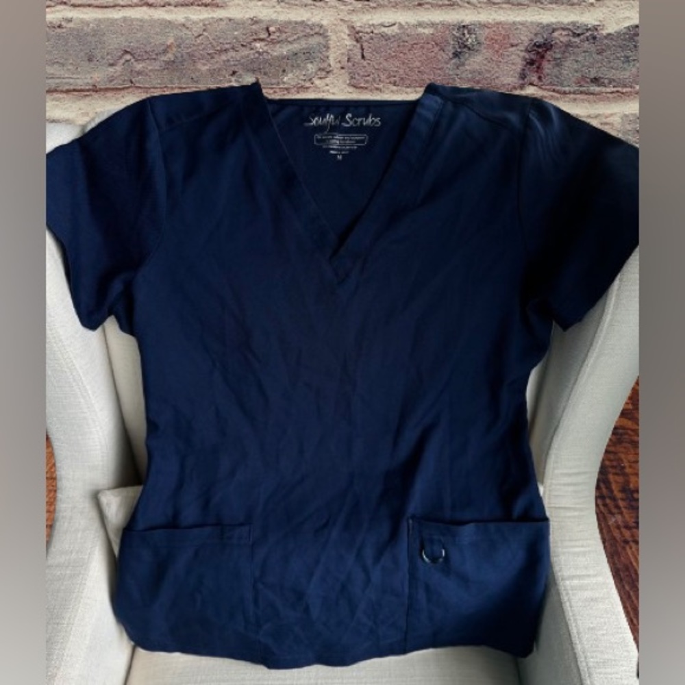 Scrub top